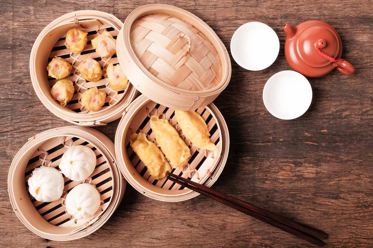 Dim sum, siu mai, steamed buns, dumplings and tea