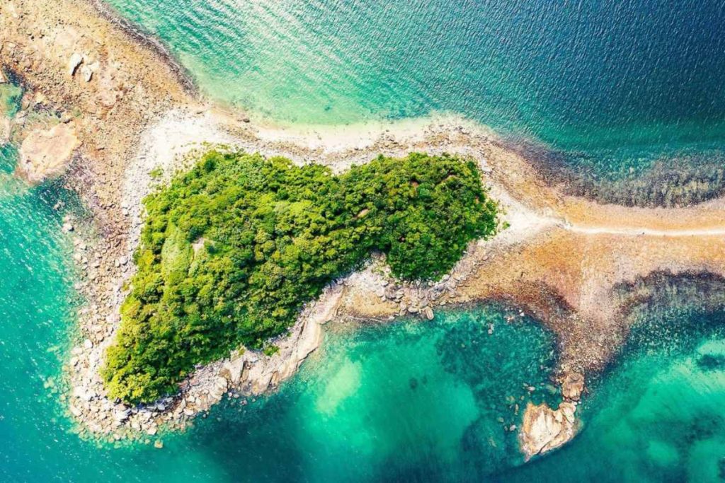 guide to hiking sharp island