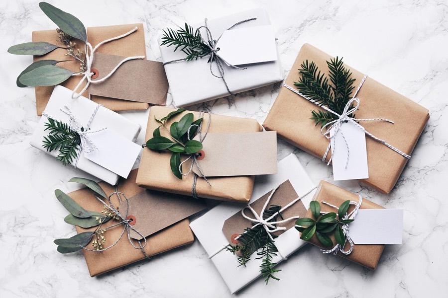 Sustainable gift wrapping ideas for Christmas